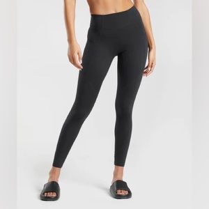 WHITNEY EVERYDAY POCKET LEGGINGS Black